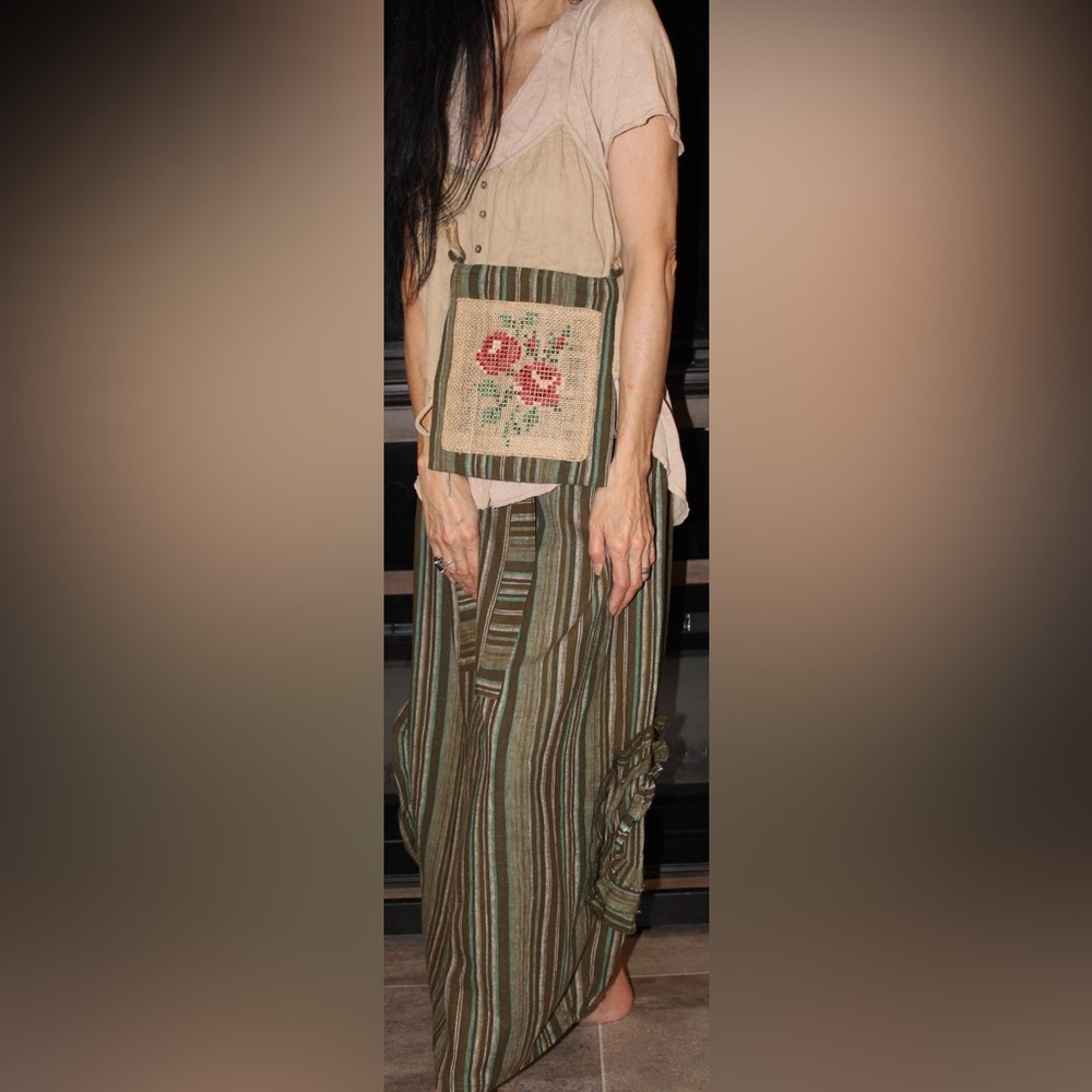 “Wearable art” skirt - Picture 11 of 16